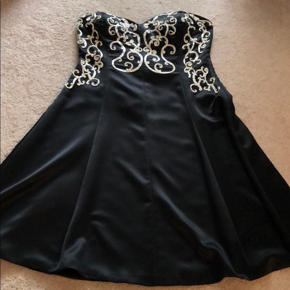 ❤️sale❤️Strapless Cocktail Dress